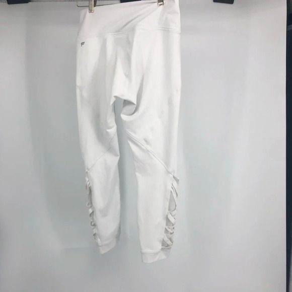 Fabletics Powerhold white leggings Med - Picture 3 of 6